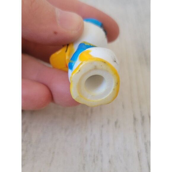Vintage miniature Donald Duck blue outfit hand fold bow toy figure - Picture 5 of 6